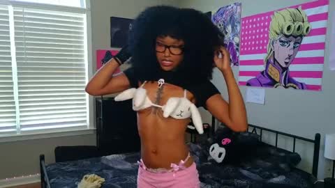 Snapshot of 00spookiebaddie00 chatting on 04-15-26, 06:04 Spookie Baddie online show from 04-15-26, 06:04