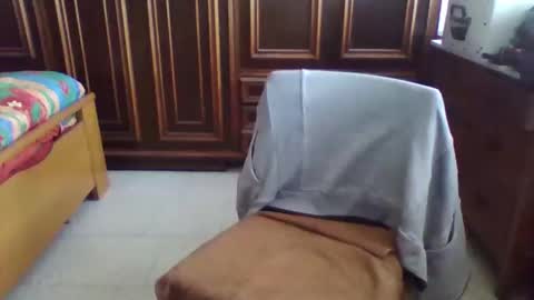 01hugo online show from 04-08-26, 02:17