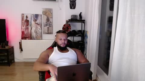 Snapshot of 0_kingsley chatting on 06-15-26, 02:03 Kingsley online show from 06-15-26, 02:03