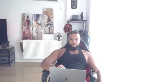 Snapshot of 0_kingsley chatting on 06-18-26, 09:14 Kingsley online show from 06-18-26, 09:14