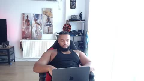Snapshot of 0_kingsley chatting on 06-29-26, 10:15 Kingsley online show from 06-29-26, 10:15