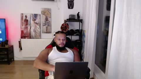 Snapshot of 0_kingsley chatting on 07-04-26, 12:28 Kingsley online show from 07-04-26, 12:28