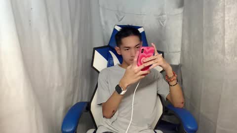 Snapshot of 0cir_asiansatisfy chatting on 04-17-26, 09:34 RICK online show from 04-17-26, 09:34
