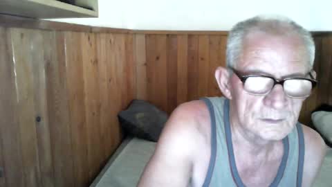 19georg54 online show from 06-24-26, 12:37