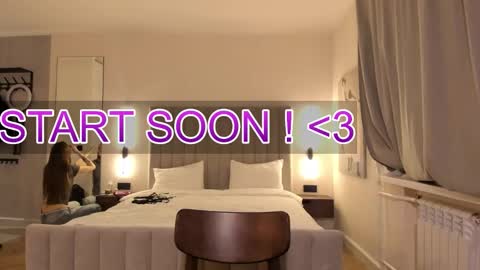 Lily 3 online show from 11-11-25, 06:52