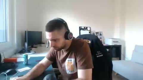 kam online show from 03-10-25, 08:37