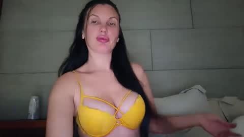 Onna online show from 05-31-26, 04:20