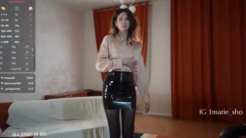 Snapshot of 1mari_01 chatting on 03-28-26, 06:29 Marie online show from 03-28-26, 06:29