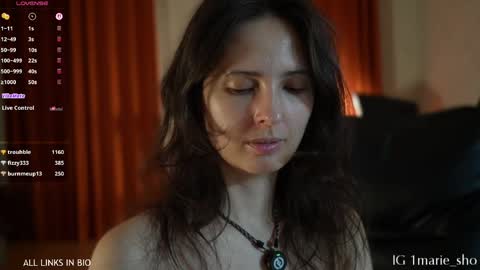 Marie online show from 05-20-26, 09:54