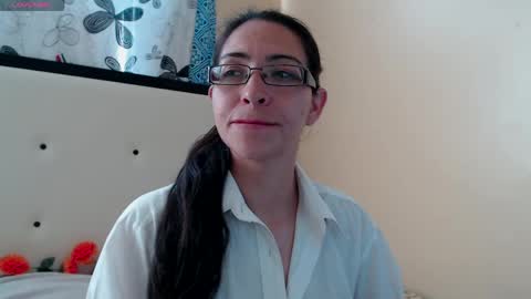 paola online show from 04-15-26, 10:21