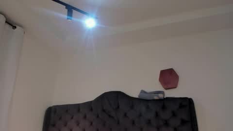 1Threestar online show from 05-23-26, 01:48