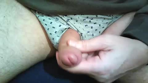 2001uwuk online show from 11-28-25, 05:48