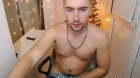 Alex online show from 12-28-24, 04:52