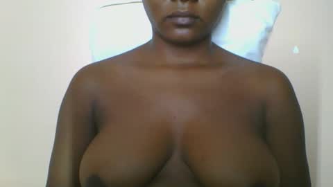 Snapshot of 20twentythree3 chatting on 01-09-26, 09:16 noface online show from 01-09-26, 09:16