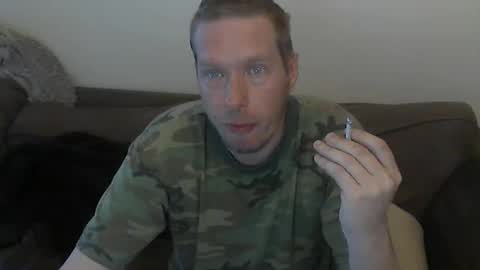 2small4you83 online show from 06-11-26, 08:45