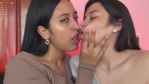 Dalilah and Tarah online show from 03-08-26, 02:43