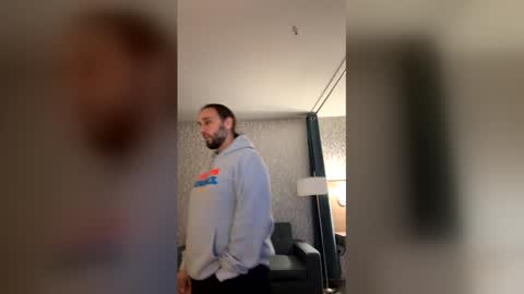 33adidas online show from 02-22-26, 11:47