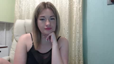 3sweetcandy3 online show from 05-25-26, 10:49