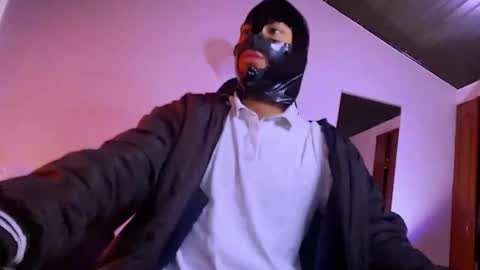E V I L online show from 06-04-26, 07:09