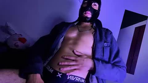 E V I L online show from 06-11-26, 02:53
