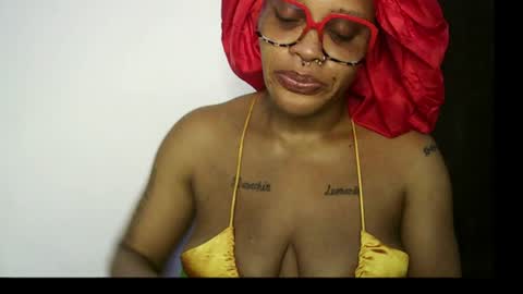 Snapshot of 420ebony_goddess chatting on 07-15-26, 07:02 goddess zuri online show from 07-15-26, 07:02
