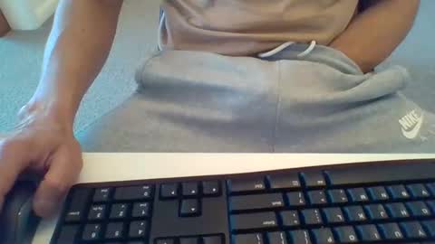 Snapshot of 4glz chatting on 11-09-25, 01:48 4glz online show from 11-09-25, 01:48