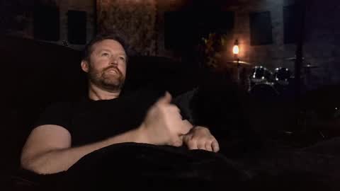 Snapshot of 4rosted chatting on 04-10-26, 07:57 Frosteds Dick Dungeon online show from 04-10-26, 07:57