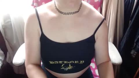 SHANNON online show from 04-15-26, 05:09