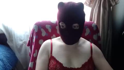 Snapshot of 666maskgirl chatting on 05-07-26, 05:07 SHANNON online show from 05-07-26, 05:07