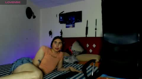 69blackwhite online show from 05-08-26, 01:44