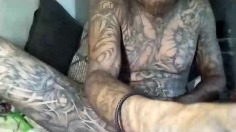 HUGH G RECTION online show from 12-31-24, 06:46