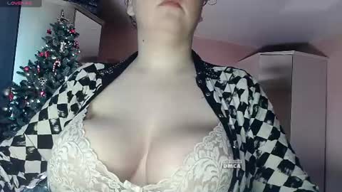 Snapshot of 6_dream_9 chatting on 06-13-26, 01:42 6_dream_9 online show from 06-13-26, 01:42