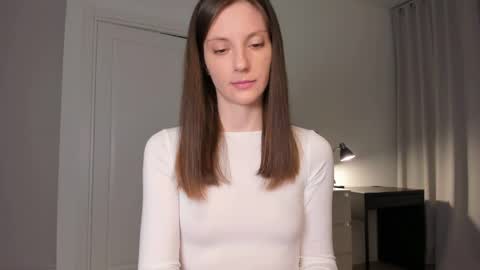 Anna online show from 04-29-26, 08:04