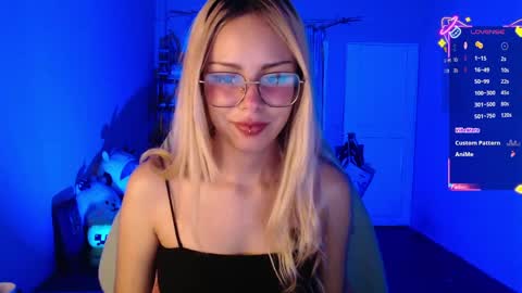 Hana online show from 03-12-26, 10:05