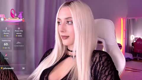 Snapshot of 7loren_wood7 chatting on 04-15-26, 02:46 Loren Wood online show from 04-15-26, 02:46