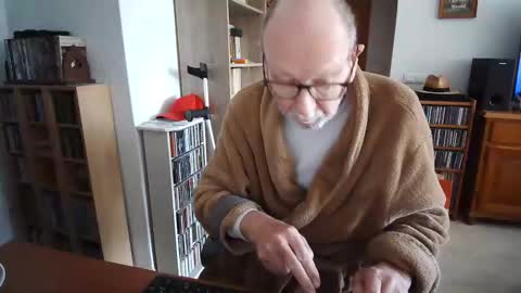  Papi  online show from 02-08-26, 11:02