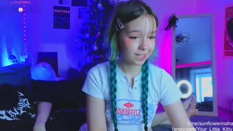 Cornelia and Dante online show from 01-03-25, 06:33