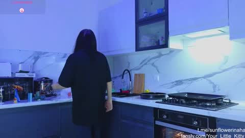 Cornelia and Dante online show from 01-12-25, 07:10