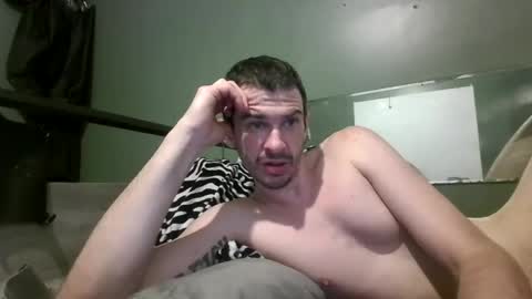 Snapshot of 864dixon chatting on 07-06-26, 10:56 864dixon online show from 07-06-26, 10:56