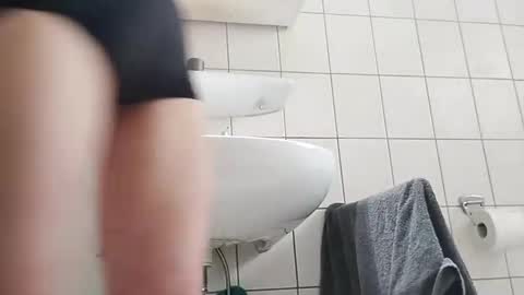 Snapshot of 88piterr88 chatting on 02-06-25, 08:29 88piterr88 online show from 02-06-25, 08:29