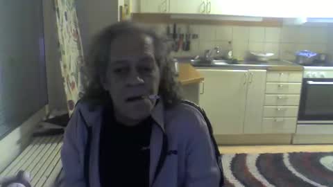 8pierced8 online show from 01-12-26, 07:30