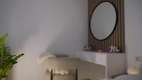 Snapshot of 8selene chatting on 03-25-26, 02:34 8selene online show from 03-25-26, 02:34
