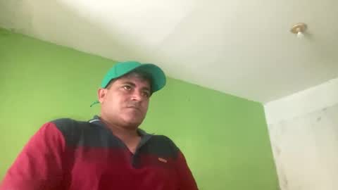 Snapshot of 9vinhocamshow chatting on 06-19-26, 11:47 9vinhocamshow online show from 06-19-26, 11:47