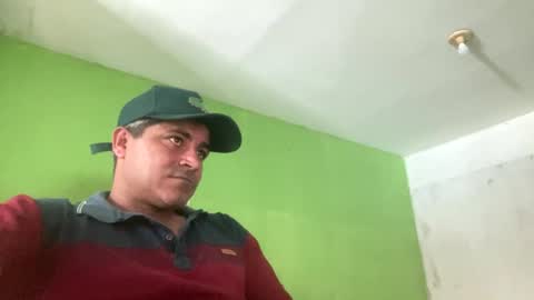 Snapshot of 9vinhocamshow chatting on 07-13-26, 11:35 9vinhocamshow online show from 07-13-26, 11:35