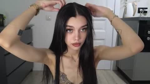 Snapshot of 9west chatting on 07-15-26, 09:47 KARINA online show from 07-15-26, 09:47
