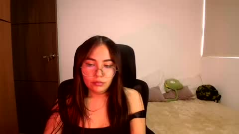 Snapshot of _abbyyyy_ chatting on 07-02-26, 04:13 abby 3 online show from 07-02-26, 04:13