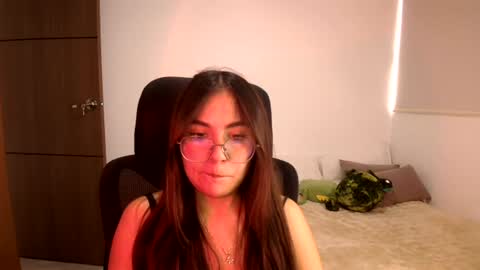 Snapshot of _abbyyyy_ chatting on 07-10-26, 03:36 abby 3 online show from 07-10-26, 03:36