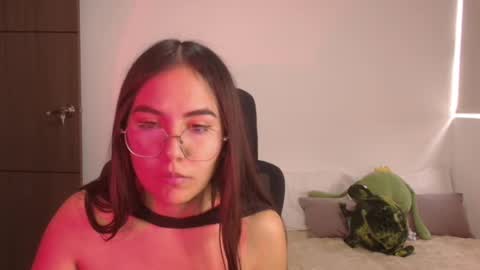 Snapshot of _abbyyyy_ chatting on 07-14-26, 04:13 abby 3 online show from 07-14-26, 04:13