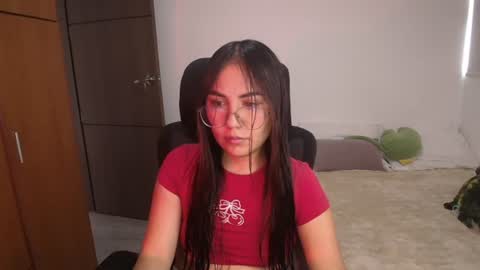 Snapshot of _abbyyyy_ chatting on 07-27-26, 03:41 abby 3 online show from 07-27-26, 03:41