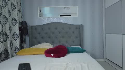 Adelle online show from 06-14-26, 09:44